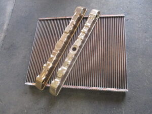 US TOYOTA HILUX RN80 Radiator