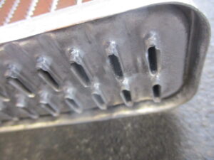 US TOYOTA HILUX RN80 Radiator