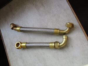 Ferrari 550 Maranello(フェラーリ550 マラネロ)オイルホース修理