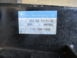 コマツ　杭打機 BA100-1 オイルクーラー修理