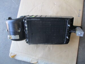 BMW 6シリーズ E24 リア側 エバポレーター製作