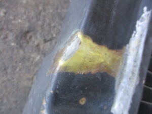 MAZDA B2200 Radiator