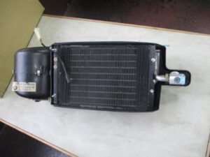 BMW 6シリーズ E24 リア側 エバポレーター製作