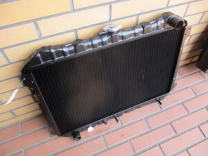 MAZDA B2200 Radiator