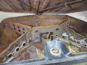 TOYOTA CENTURY(センチュリー)燃料タンク洗浄