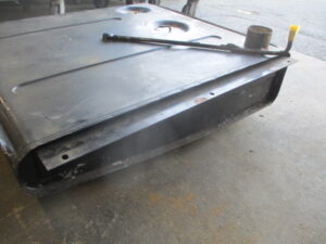 CITROEN SM（シトロエンSM）燃料タンク、洗浄、清掃