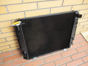 TOYOTA CENTURY　Radiator