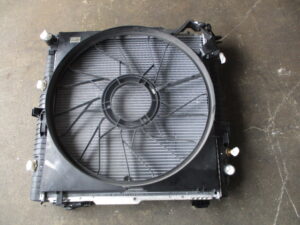 BENZ G-CLASS G55　AMG　Radiator　4635001100
