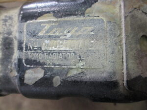 インターナショナル ハーベスター674　トラクター　ラジエーター修理