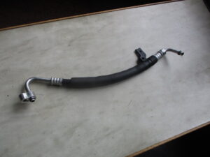 TOYOTA CROWN GS131 AC HOSE