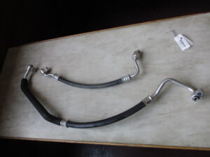 TOYOTA WINDOM ACホース修理