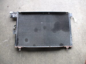 ISUZU BIGHORN UBS25GW AC Condenser