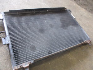 ISUZU BIGHORN UBS25GW AC Condenser