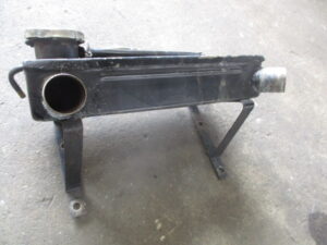 Aston Martin SUBTANK