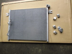 SUZUKI ESCUDO TD01W AC Condenser