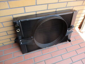 Aston Martin V8 Vantage Radiator