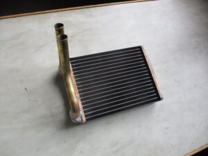 MITSUBISHI PAJERO　V45W　Heatercore