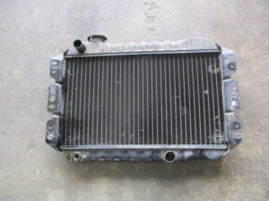 SUZUKI CARRY ST30 Radiator
