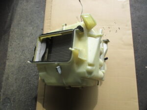 TOYOTA CRESTA GX61 Evaporator