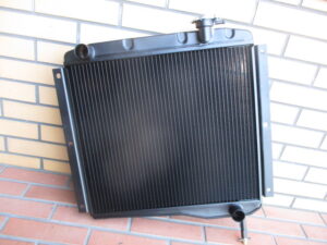 LAND CRUISER FJ40 Radiator